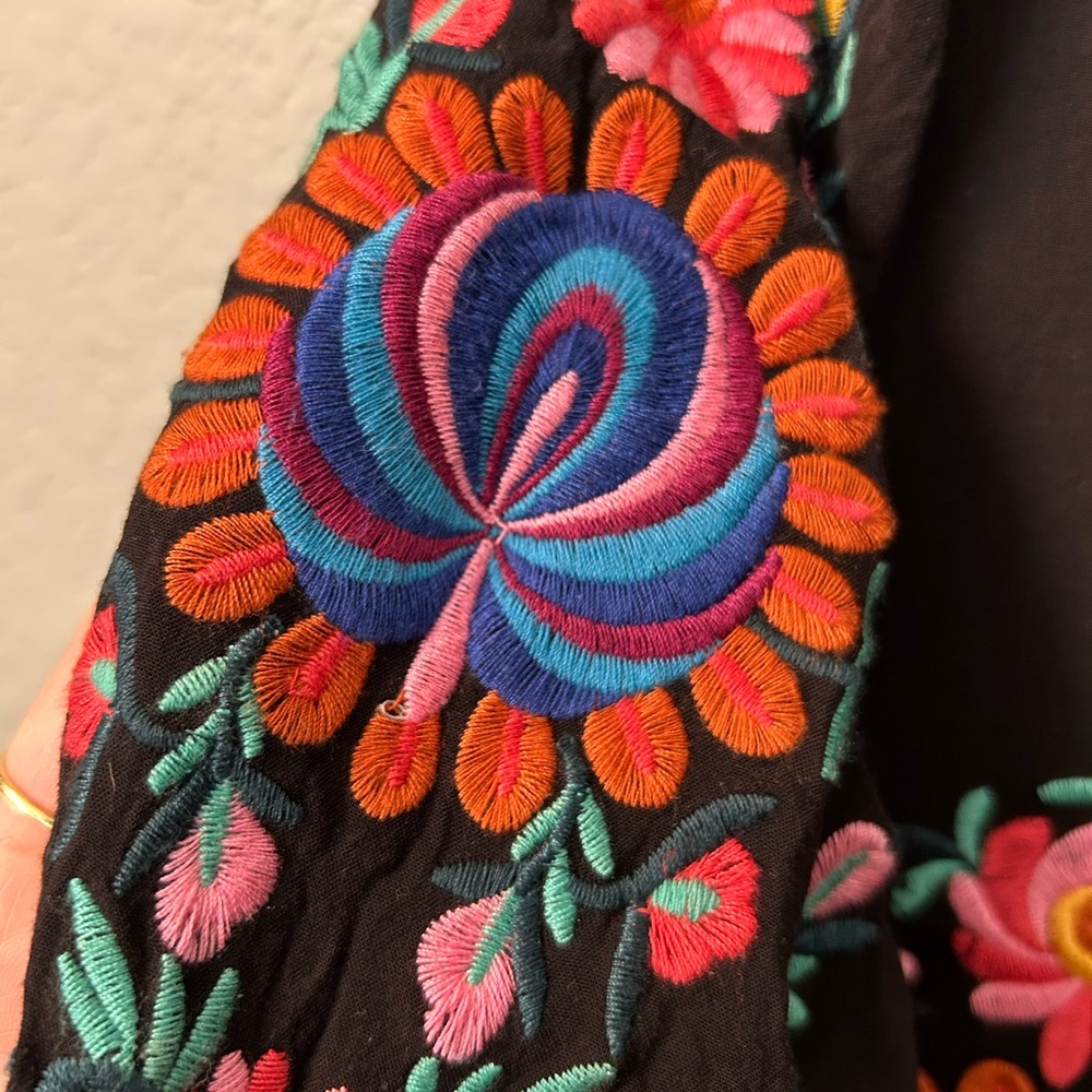Flawed ZOYA Embroidered Black Dress Sz M - Picture 3 of 10